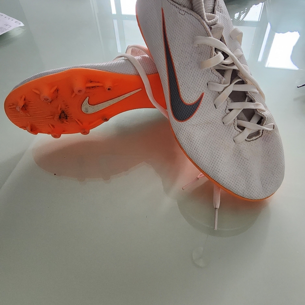 Nike Mercurial kids cleats Size 5Y White